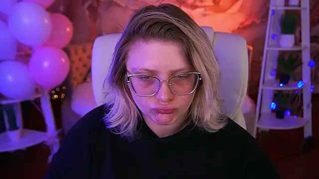 CoolTatis online show from February 2026 07:07:02 AM