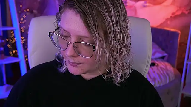 CoolTatis online show from February 2026 02:04:01 PM