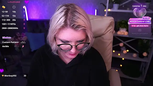 CoolTatis online show from March 2025 05:12:01 PM