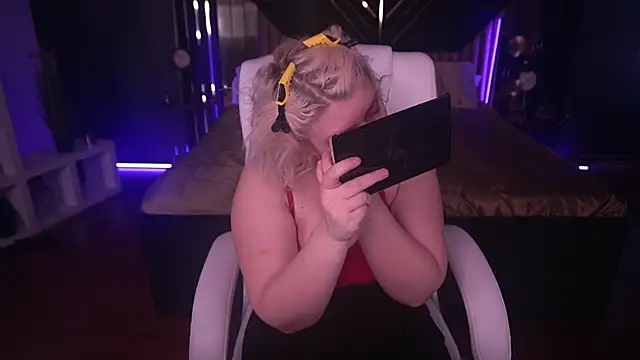 CoolTatis online show from March 2025 08:40:02 AM