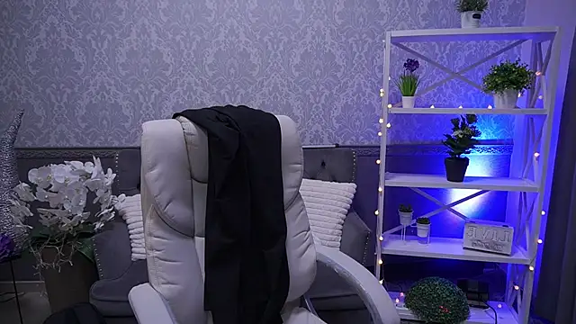 CoolTatis online show from March 2026 07:33:01 AM