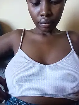 Snapshot of zainabsmile chatting on May 2026 11:05:02 AM zainabsmile online show from May 2026 11:05:02 AM