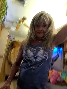 Snapshot of annika_lately chatting on November 2025 03:54:01 AM annika lately online show from November 2025 03:54:01 AM