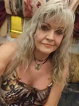 Snapshot of annika_lately chatting on July 2026 05:13:02 PM annika lately online show from July 2026 05:13:02 PM