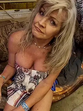 annika lately online show from May 2026 06:38:01 PM