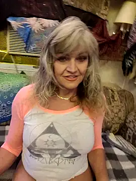 Snapshot of annika_lately chatting on October 2025 02:24:02 AM annika lately online show from October 2025 02:24:02 AM