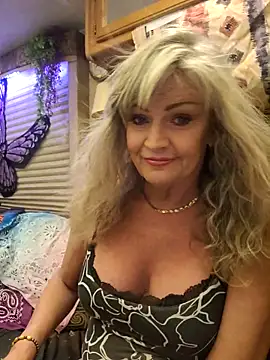 annika lately online show from April 2026 03:24:02 AM