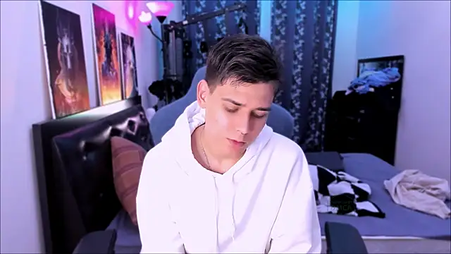 Foxicfu online show from September 2025 02:13:02 PM