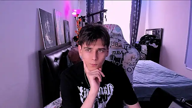 Foxicfu online show from February 2026 10:06:01 AM