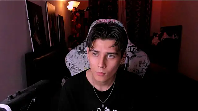 Foxicfu online show from April 2026 03:09:01 PM