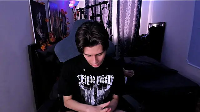 Foxicfu online show from January 2026 08:07:02 AM