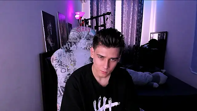 Foxicfu online show from February 2026 08:21:02 AM