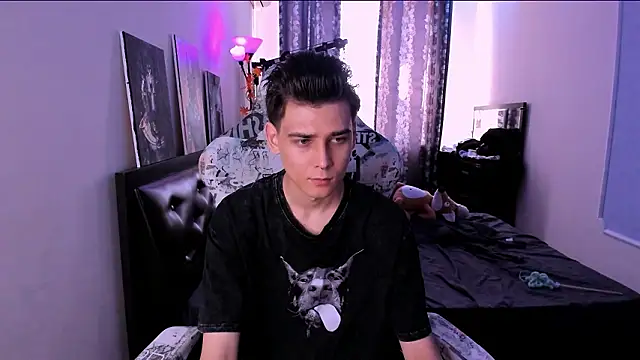 Foxicfu online show from February 2026 06:00:02 AM