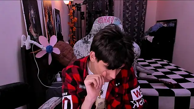 Foxicfu online show from April 2026 02:21:01 PM