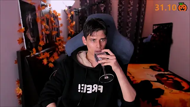 Foxicfu online show from October 2025 06:07:01 PM