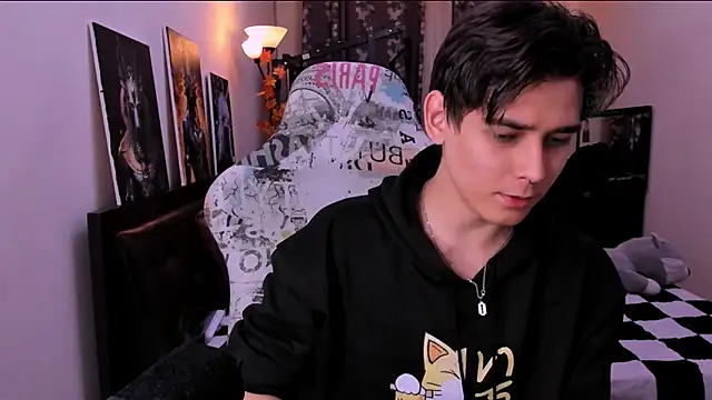 Foxicfu online show from April 2026 03:35:02 PM