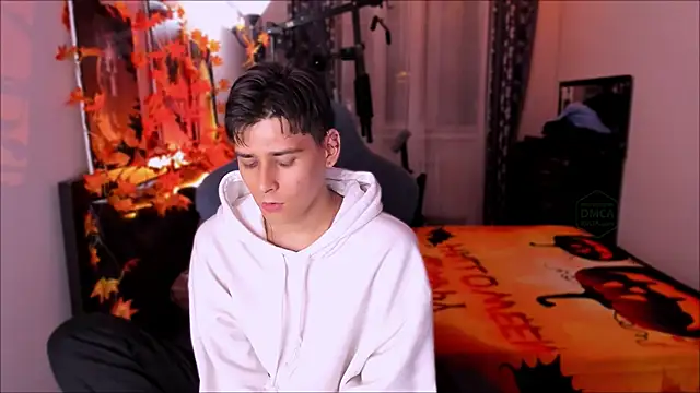 Foxicfu online show from October 2025 05:47:02 PM