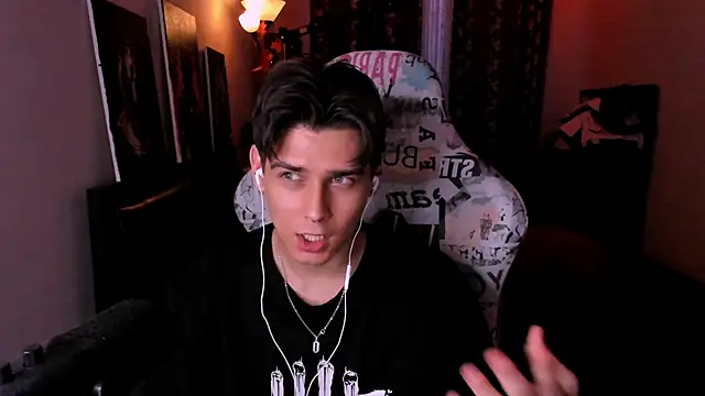 Foxicfu online show from March 2026 01:11:02 PM