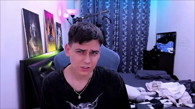 Foxicfu online show from September 2025 05:39:02 PM