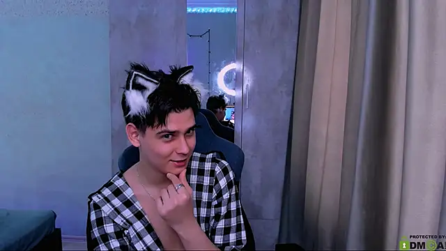 Foxicfu online show from March 2025 09:34:02 AM