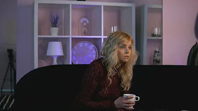 BritneyHudson online show from February 2025 05:03:02 AM