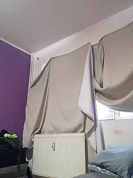 Snapshot of BritneyHudson chatting on December 2025 06:26:01 AM BritneyHudson online show from December 2025 06:26:01 AM