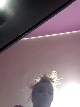 BritneyHudson online show from April 2026 05:39:01 PM