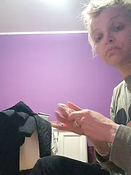 BritneyHudson online show from March 2026 02:00:02 AM