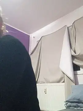 Snapshot of BritneyHudson chatting on December 2025 04:56:02 AM BritneyHudson online show from December 2025 04:56:02 AM