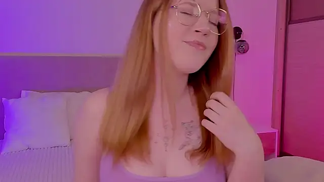 Snapshot of Tori_the_witch chatting on March 2025 04:54:02 AM Tori the witch online show from March 2025 04:54:02 AM