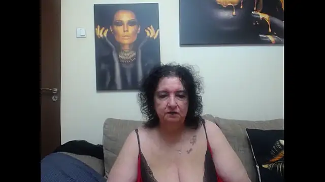 Snapshot of maturekorine chatting on June 2026 05:35:02 PM maturekorine online show from June 2026 05:35:02 PM