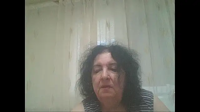 Snapshot of maturekorine chatting on June 2026 05:18:02 PM maturekorine online show from June 2026 05:18:02 PM