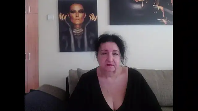 maturekorine online show from April 2026 12:20:01 PM