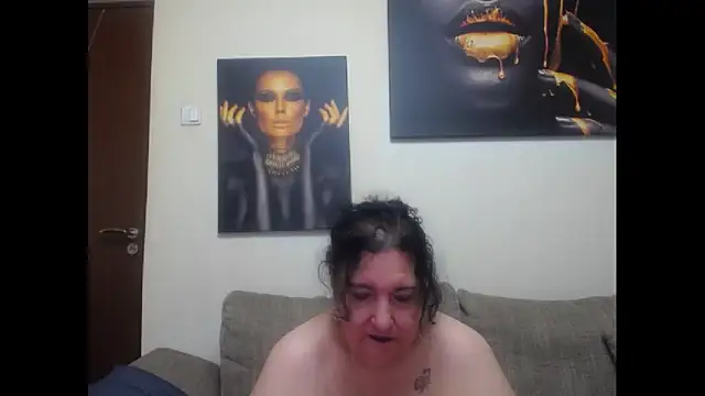 Snapshot of maturekorine chatting on June 2026 12:32:02 AM maturekorine online show from June 2026 12:32:02 AM