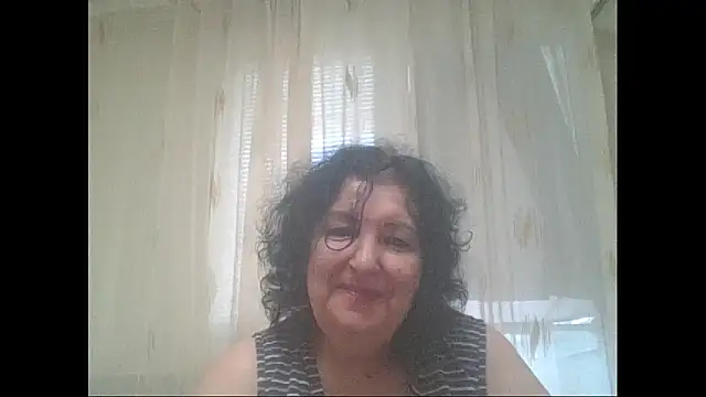Snapshot of maturekorine chatting on June 2026 04:01:02 PM maturekorine online show from June 2026 04:01:02 PM