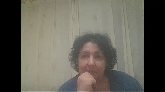 Snapshot of maturekorine chatting on September 2025 05:19:02 PM maturekorine online show from September 2025 05:19:02 PM