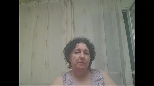 Snapshot of maturekorine chatting on September 2025 08:40:01 PM maturekorine online show from September 2025 08:40:01 PM