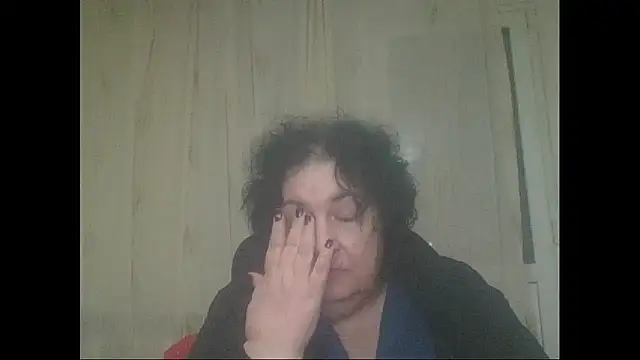 Snapshot of maturekorine chatting on November 2025 05:50:01 PM maturekorine online show from November 2025 05:50:01 PM