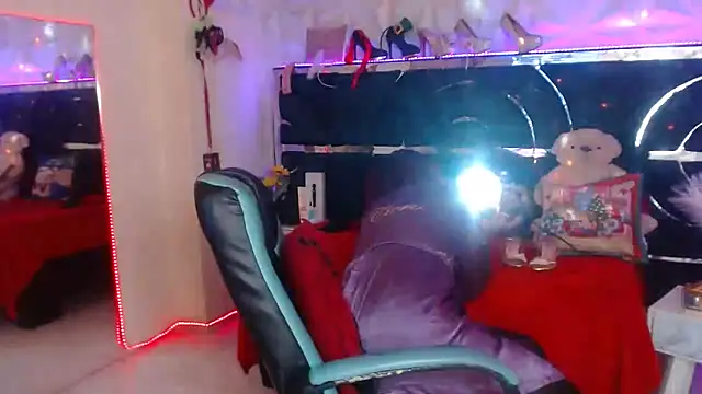 red moon 2 online show from November 2025 11:08:02 PM