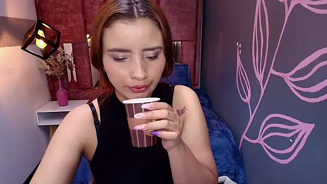 Snapshot of ZaraNolimits_ chatting on July 2026 12:57:02 PM ZaraNolimits online show from July 2026 12:57:02 PM