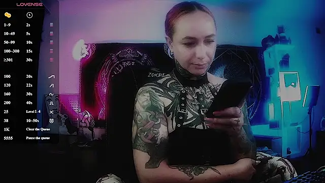 Snapshot of miss_jenna_lovee chatting on June 2026 12:44:02 AM miss jenna lovee online show from June 2026 12:44:02 AM
