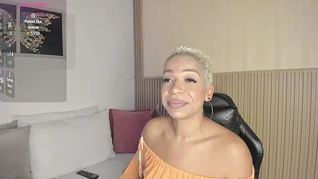 summer night  online show from November 2025 12:09:01 PM