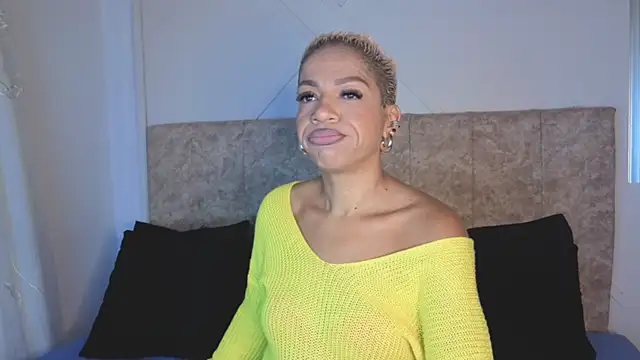 summer night  online show from March 2026 01:23:01 PM