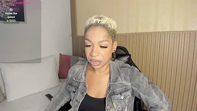 summer night  online show from November 2025 11:32:02 AM