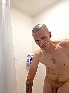 Hatchetwound6969 online show from February 2026 10:44:01 PM