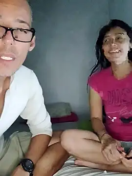 KarameloVzla online show from December 2025 02:40:02 AM