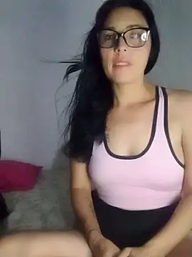 KarameloVzla online show from October 2025 01:59:01 AM