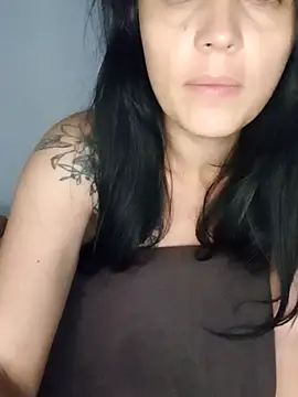 KarameloVzla online show from November 2025 01:47:02 PM