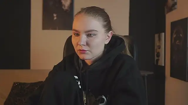 ValerieViolette online show from December 2024 08:25:02 PM