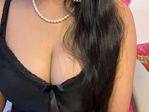 Snapshot of roshni-5 chatting on June 2026 06:32:02 AM roshni-5 online show from June 2026 06:32:02 AM